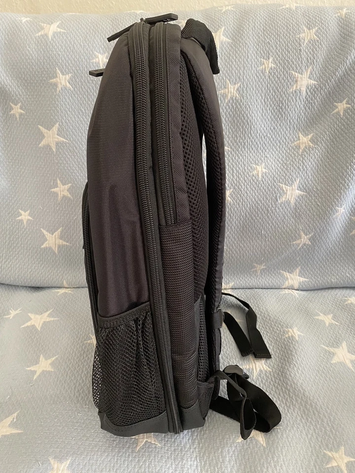 USED Targus Revolution Check Point Black Backpack TEB005US - VGC! - Image 3 of 4