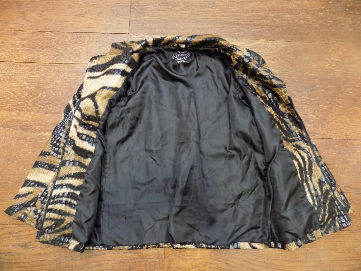 s-l1200.jpg s-l1200.jpg