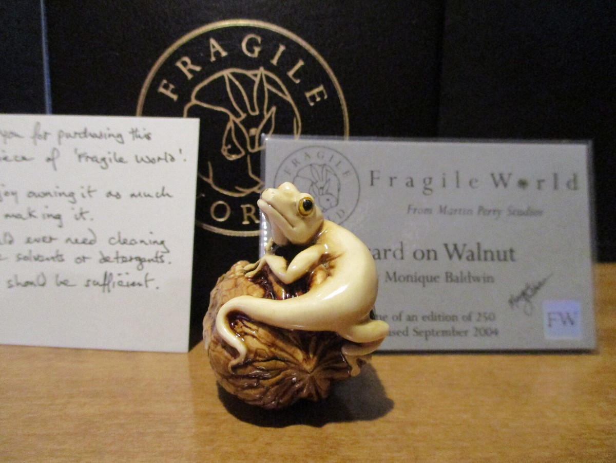 Harmony Kingdom MPs Fragile Lizard on Walnut Figurine by Monique
