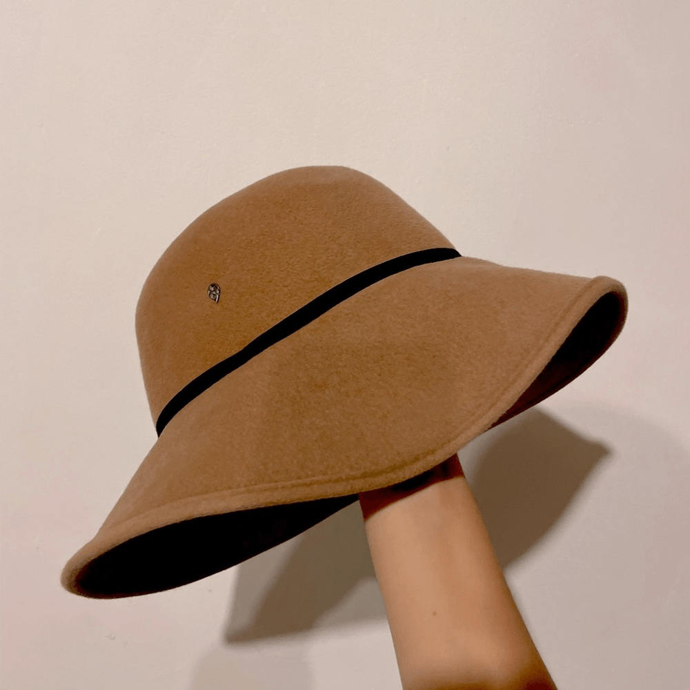 Helen Kaminski 100% Wool Felt Bucket Hat | eBay display picture 2