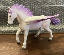 Mojo Lilac Purple White Pegasus Horse Figure Magical
