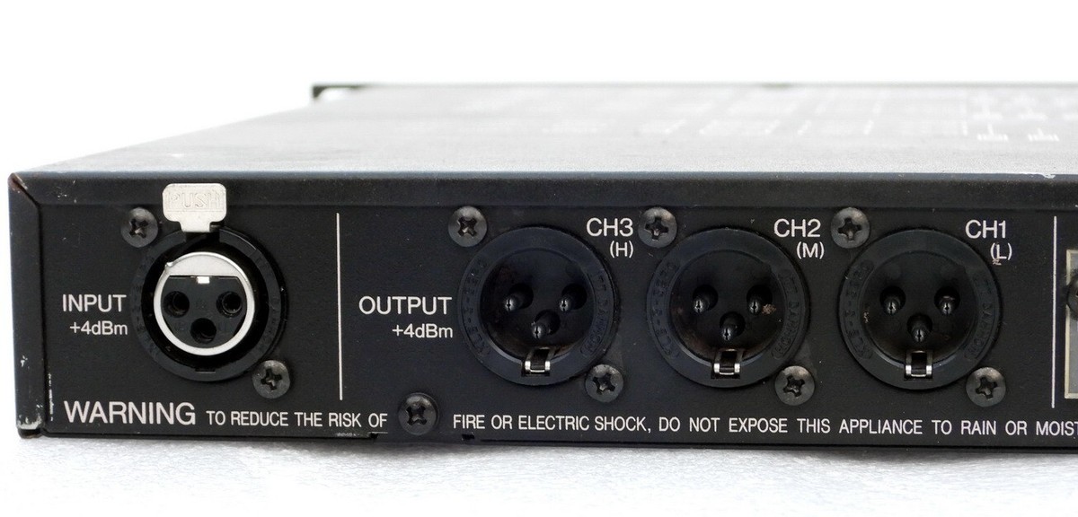 YAMAHA MODEL D1030 PROFESSIONAL MUSIC SYSTEM DIGITAL DELAY LINE