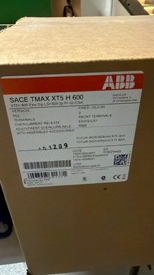 ABB XT5HU360BENN000XXX TMAX XT5 CIRCUIT BREAKER 600 A 3P 600V EKIP DIP LS/I -NEW