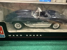AMT ERTL Mako Shark 1:25 Scale #8029 Buyer’s Edition 1 of 350 1999 New Sealed