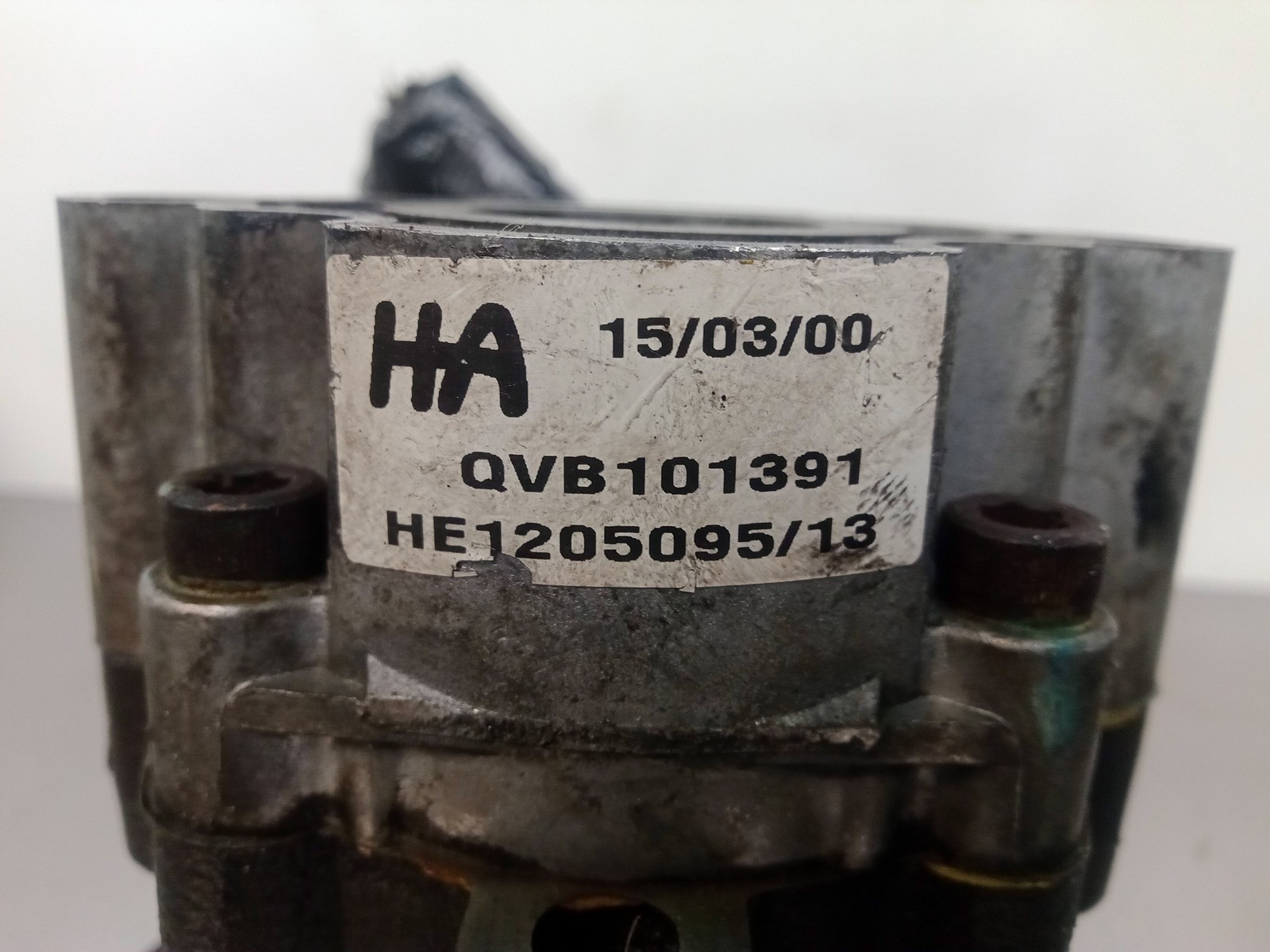 QVB101391 - HE120509513 HYDRAULIC PUMP STEERING / 120509513 / 332016 FOR MG SERIES