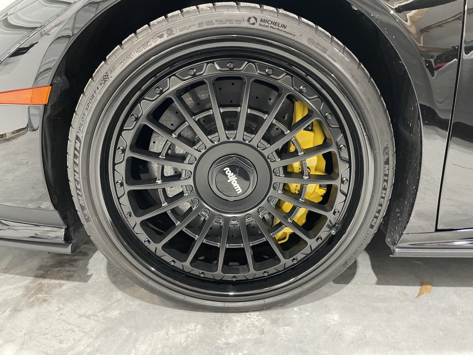 20/21 Black Custom Rotiform LAS-R 2 piece Wheels Lamborghini Huracan Audi r8