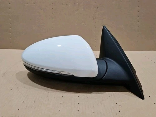 2020-2024 KIA FORTE OEM RIGHT PASSENGER SIDE MIRROR ASSY NON HEATED 87620-M711