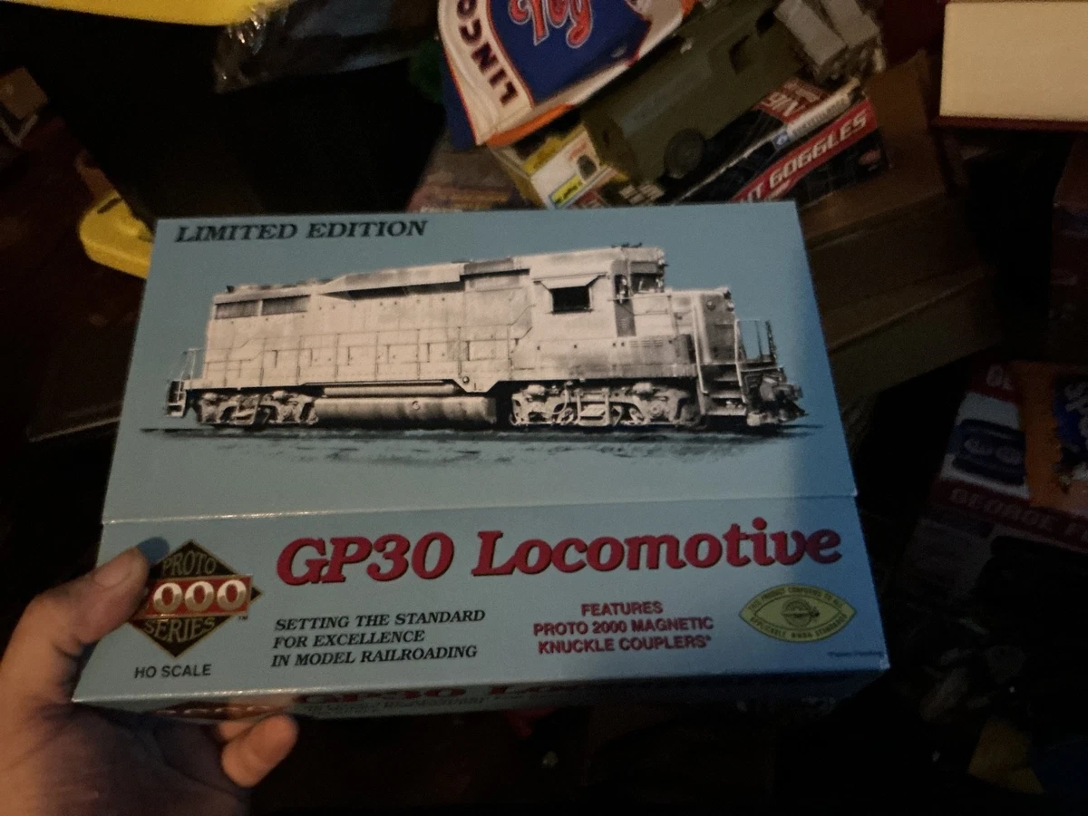 PROTO 2000 Ready to Go/Pre-built HO Model Railroad Locomotives for