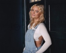 MILLIE GIBSON signed autograph 20x25cm DOCTOR WHO in person autograph ACOA