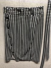 Shein Curve Women's Skirt Size 1XL Black White Faux Houndstooth Button Accent