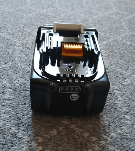 Batterie Li-ion Makita BL1850 18V 5,0Ah d'origine - Photo 4 sur 5
