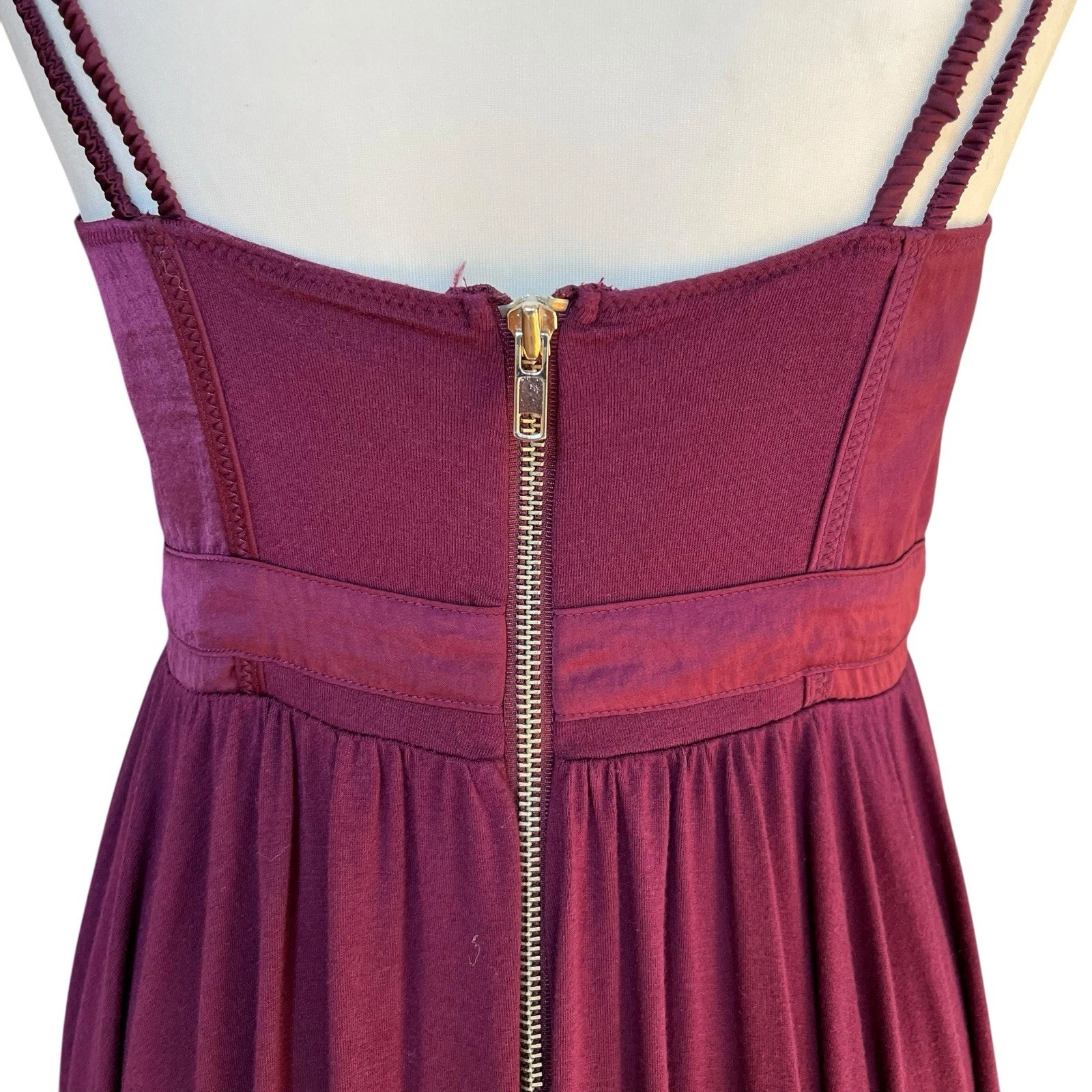 UNDERCOVER Abito Victoria’s Secret taglia 8 fazzoletto prugna civetta bustier spaghetti strap