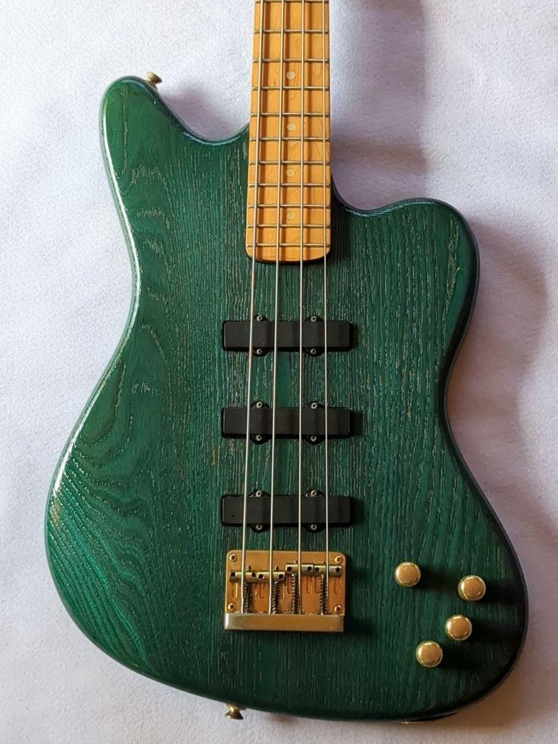 Grass Roots GH-58B Green Thunderbird Bass Guitar From JAPAN