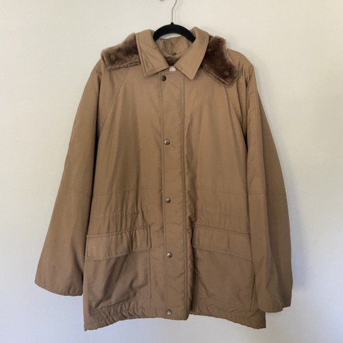 Vintage London Fog Herren Mantel mit Kunstfell gefüttert - abnehmbare Kapuze - khaki - Gr. 44 - Bild 1 von 7