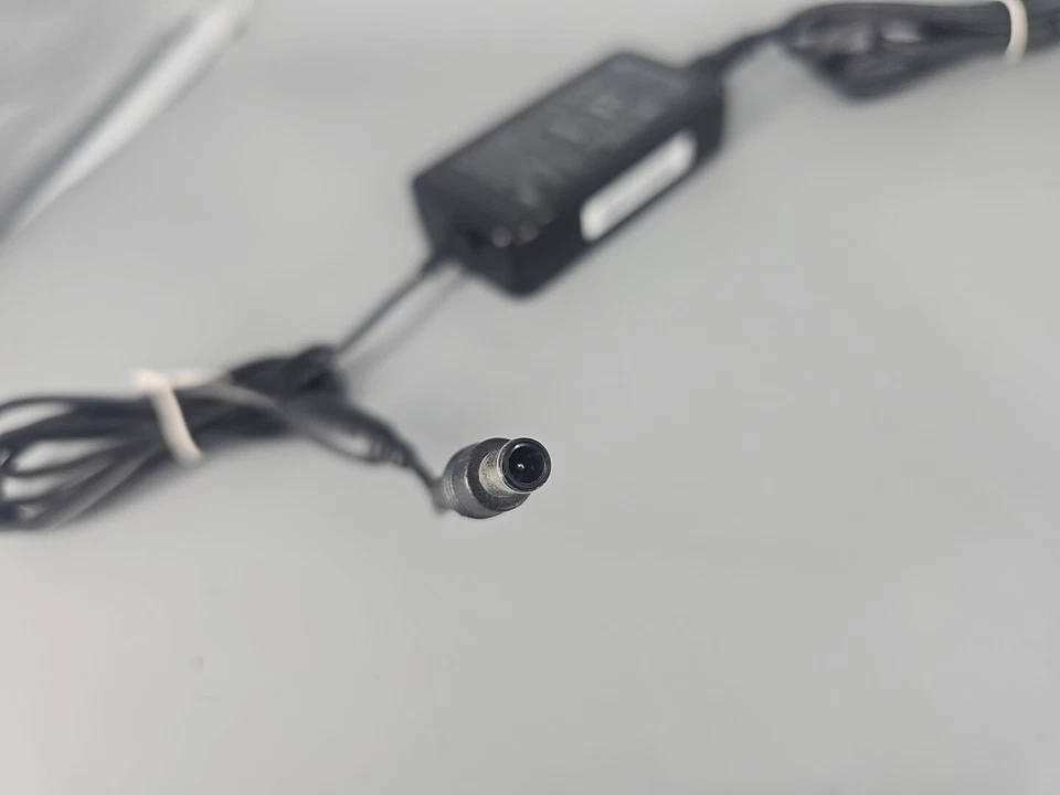 AC Adapter For Samsung AD-6314T AD-6314C AD-6314N LCD Power Supply Original - Image 3 of 4