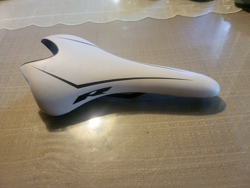 Bontrager R1 Road Mountain Bike Saddle 