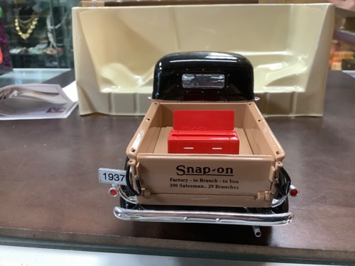 2003 Crown Premium Snap-On 1937 StudeBaker PickUp 1:24 Die Cast Replica Bank - Picture 14 of 18
