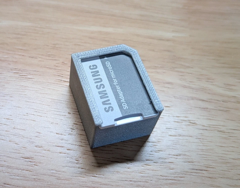 Estuche organizador con soporte para tarjetas Micro SD para 10 tarjetas con adaptador de tapa Foto 2 de 4