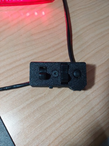 KIT LED FRECCE ANTERIORE E POSTERIORE VESPA 50 SPECIAL - Foto 4 di 9
