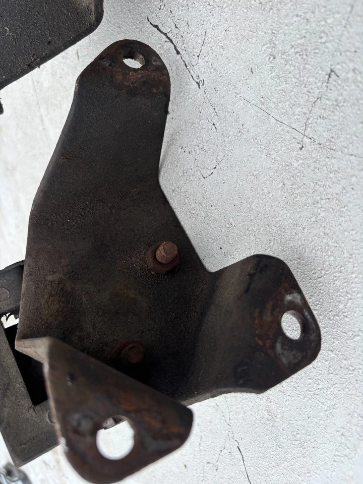 Jeep CJ V8 motor mount CJ5 CJ7 CJ8 engine set 304 360 401 AMC - Imagen 2 de 3