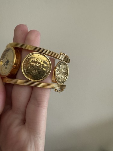 1987 Franklin Mint The Golden Caribbean Coin Watch (22k Plated) - Picture 7 of 14