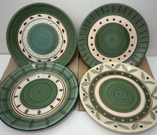 Lot 4 Piece Set Harry and David Green Geometric Salad Dessert Plates 8-1/4"