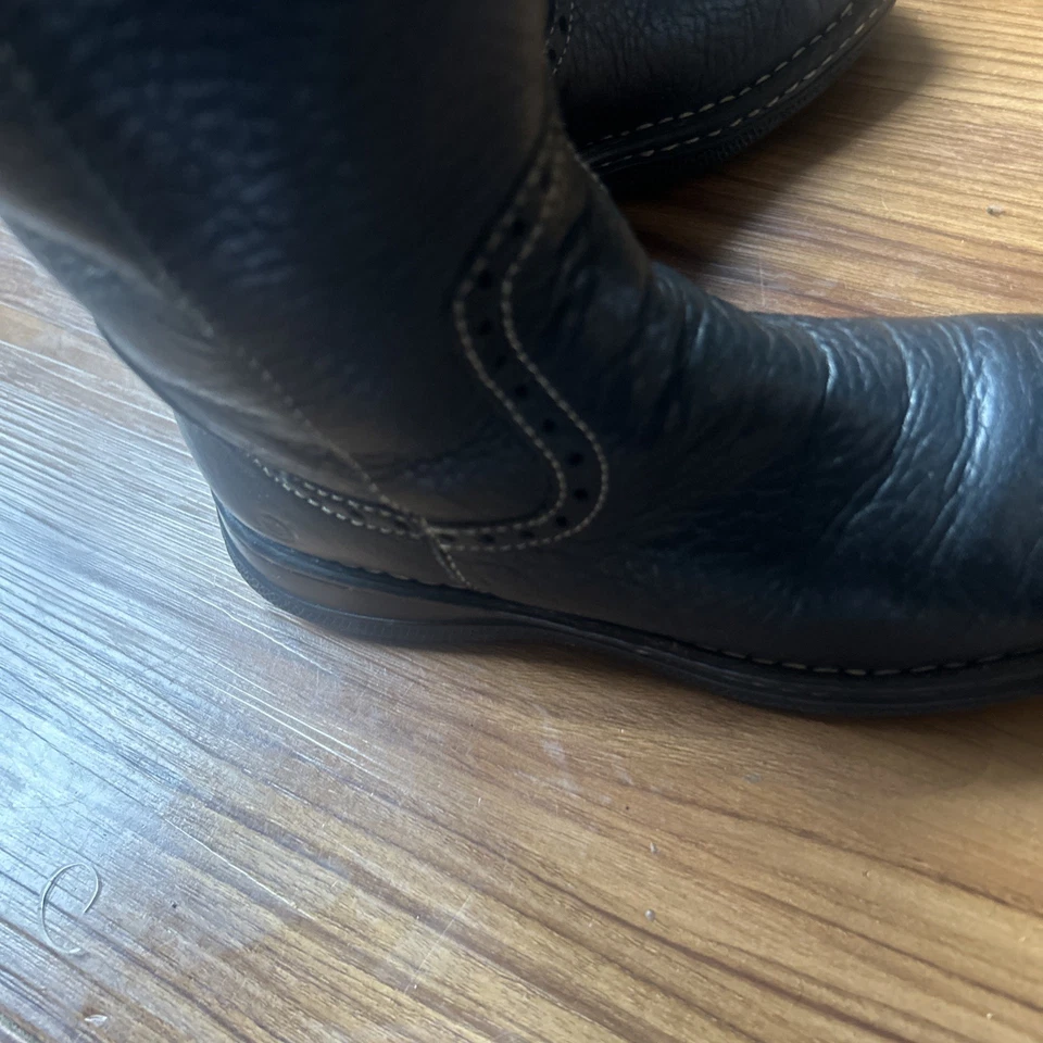 Botas cortas de cuero Frye Carmen al tobillo en blanco Foto 4 de 4