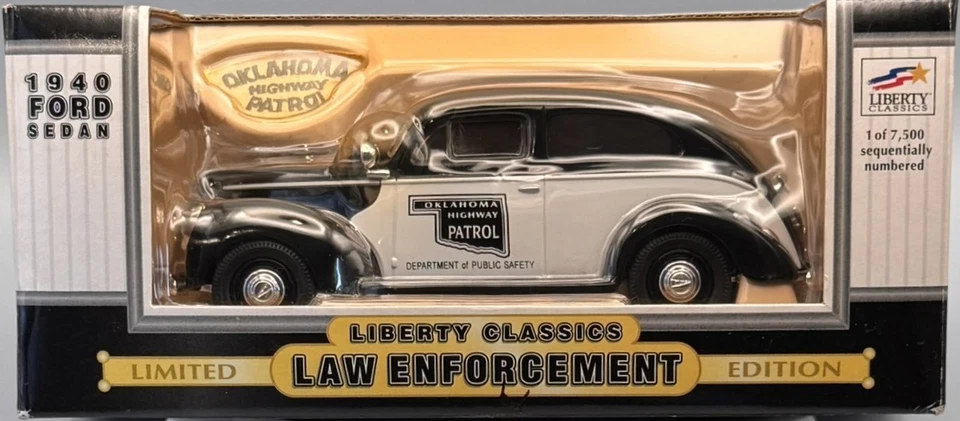 Liberty Classics 1940 Ford Sedan Law Enforcement 1:25 Diecast Oklahoma - Image 3 of 4