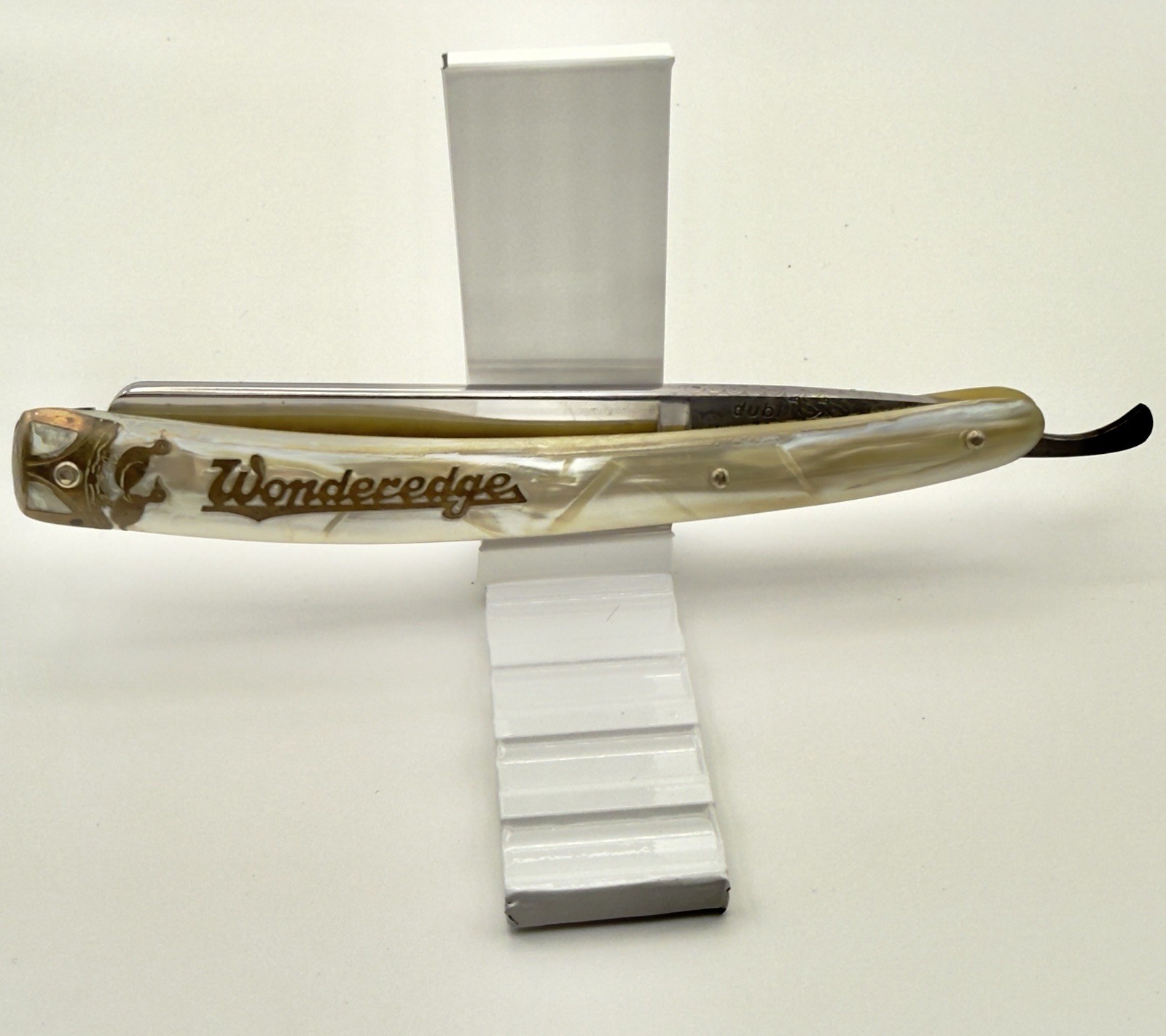 Vintage Dubl Duck Pearlduck 9/16 Round Point Wonderedge Straight Razor