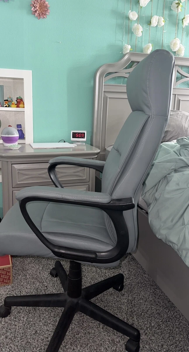 Staples Rutherford Luxura Manager Chair Gray 58677 718103374521