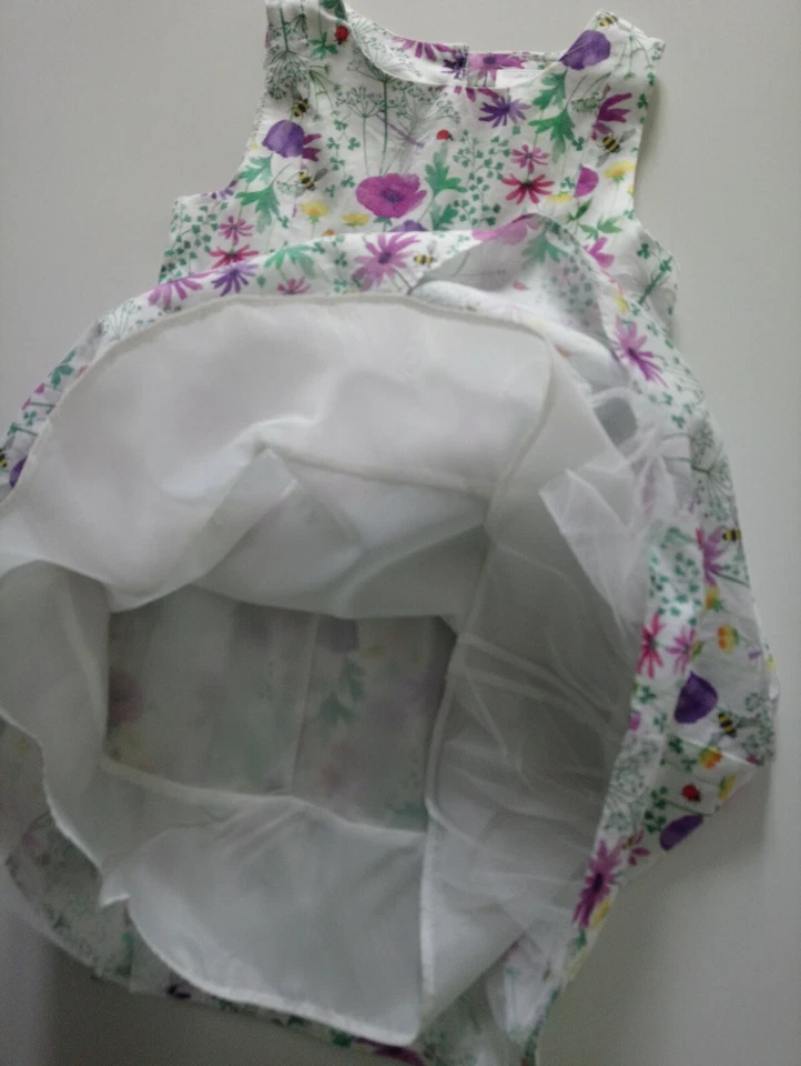 Robe sans manches "F&F" 6-7 ans - comme neuve - Photo 3/4