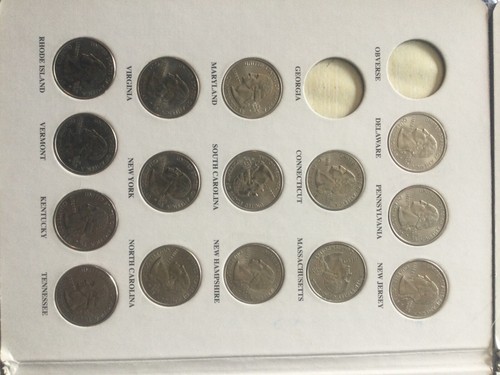 3-1999~2008 State Quarters US Mint Collector Gift Sets. Almost complete. - Picture 4 of 5