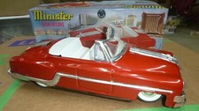 24 FRICTION MINISTER 7136 OPEN DELUXE 1953 PONTIAC CONV RED TIN TOY W/BOX DAMAG
