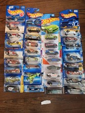 Hotwheels Mixed Lot Of 32 Cars Vintage Y2K/90's And Modern NIP Lot 13