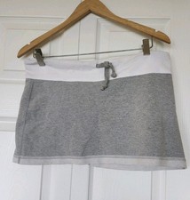 Ladies Lululemon size 8 Cotton gray Mini skirt Made In Vancouver Canada 