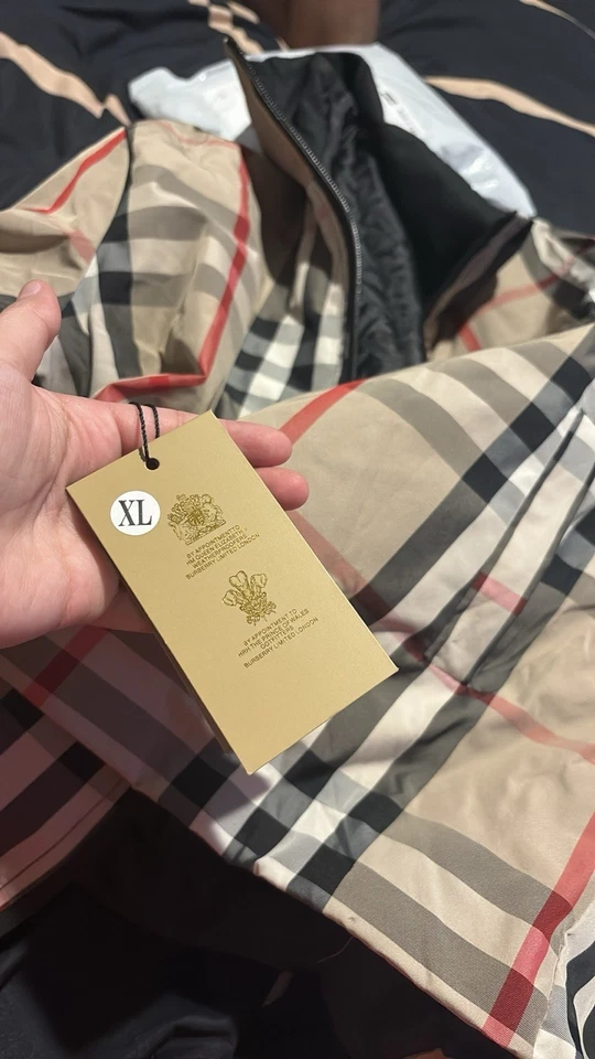 Burberry Jacket+ Black GG Monogram Bucket Hat - Image 2 of 4