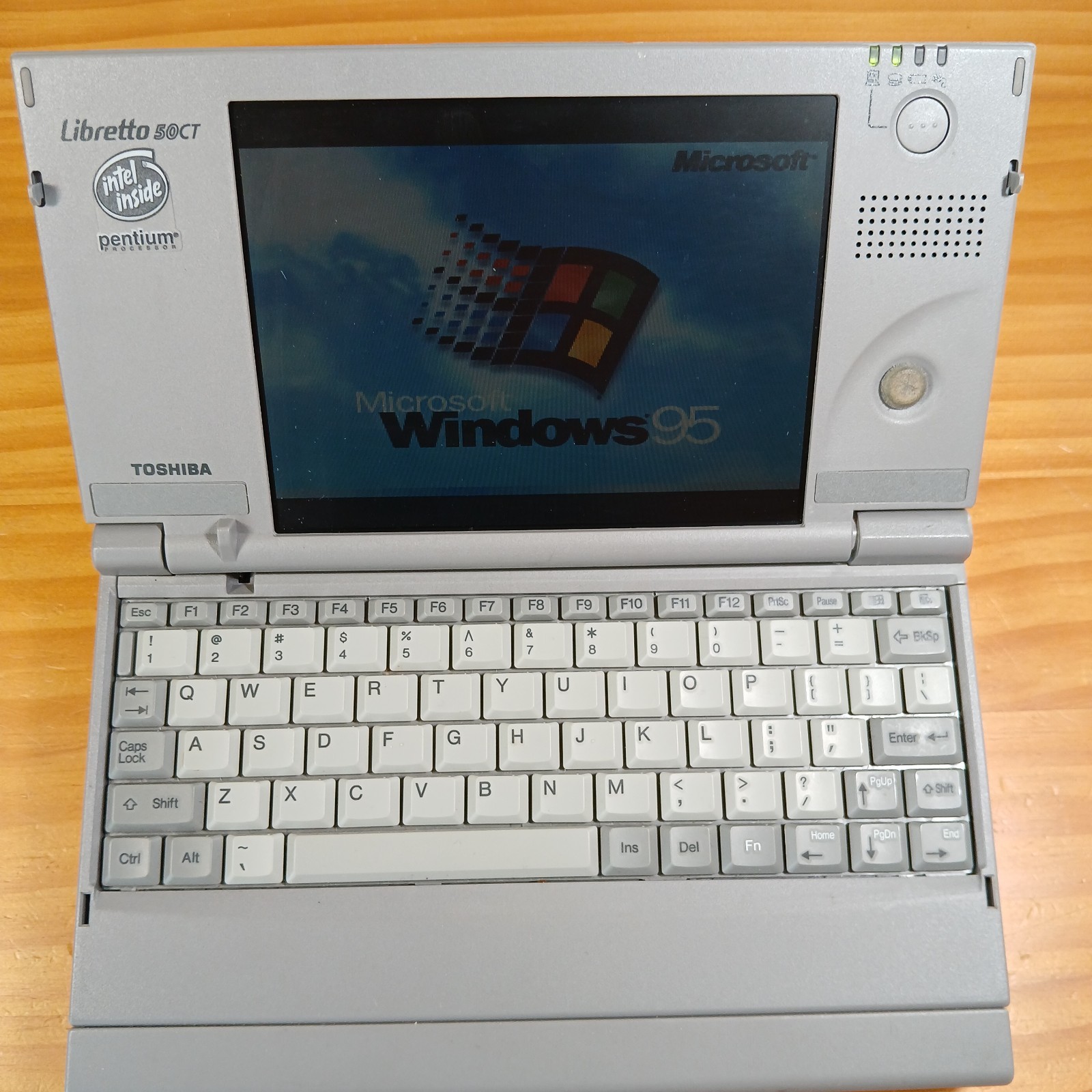 Toshiba Libretto 50CT Mini Laptop Win95 w/ Power, IO Adapter, Serial & PCMCIA