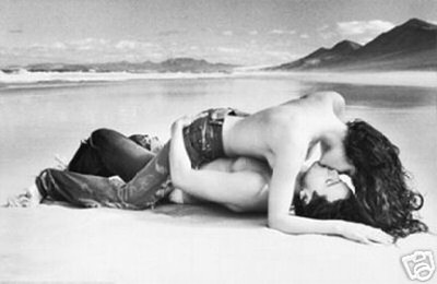 Passionate beach kissing Poster | 24in x 36in Wall Art Print