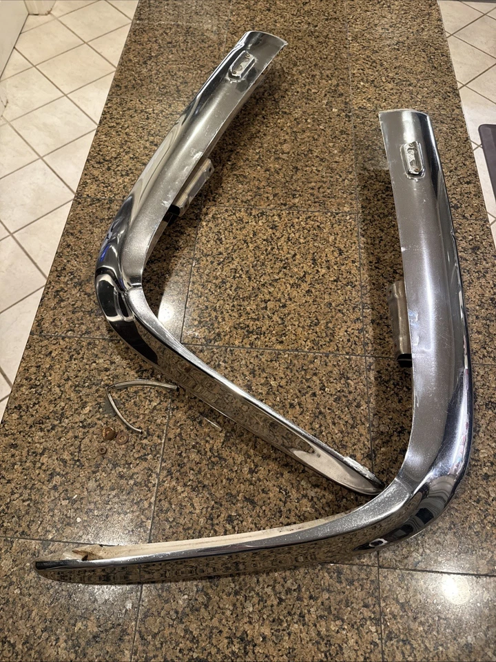 Parachoques trasero cromado raro genuino vintage BMW E9 3.0CS 3.0CSi HECHO EN ALEMANIA Foto 4 de 4