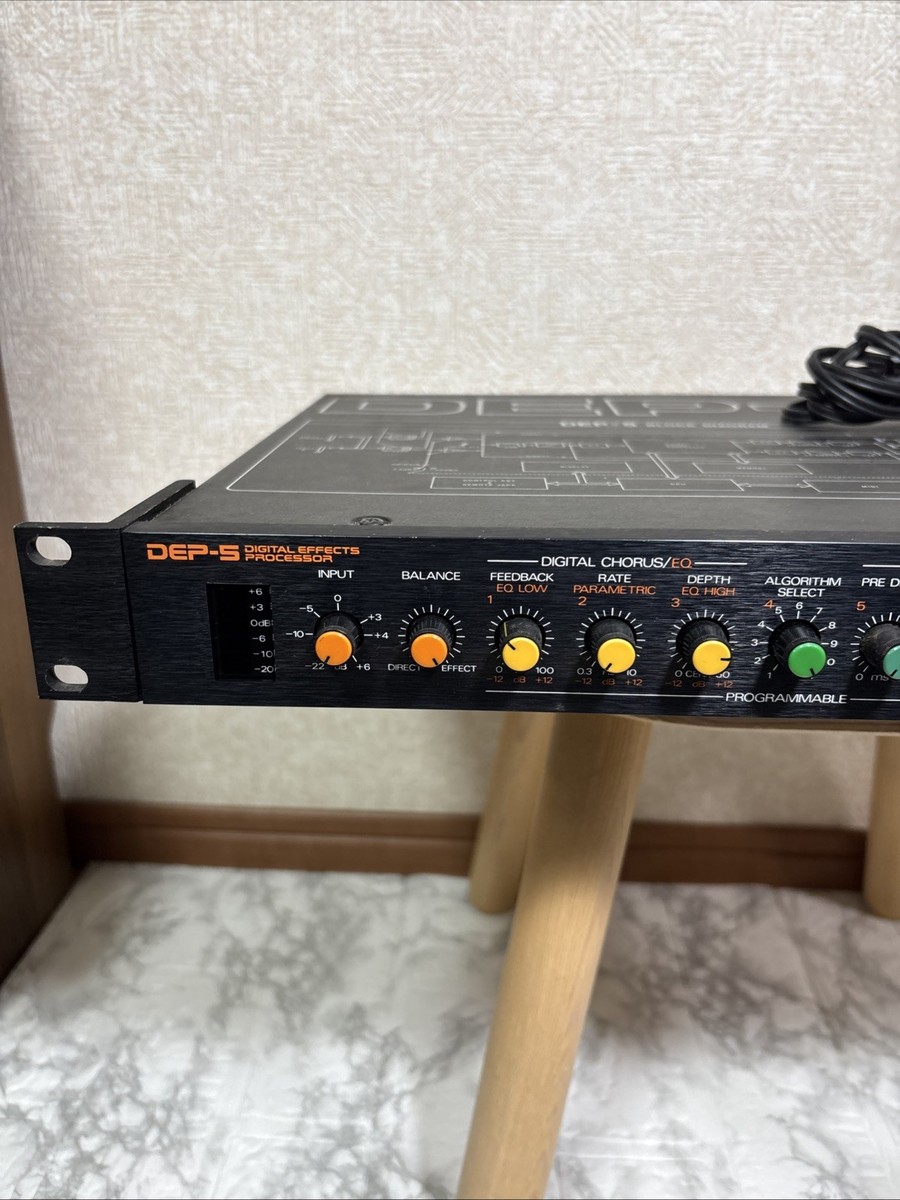 Roland DEP-5　 DIGITAL EFFCTS PROCESSOR Roland DEP-5 Multi Effects Processor (IM Dec 86)