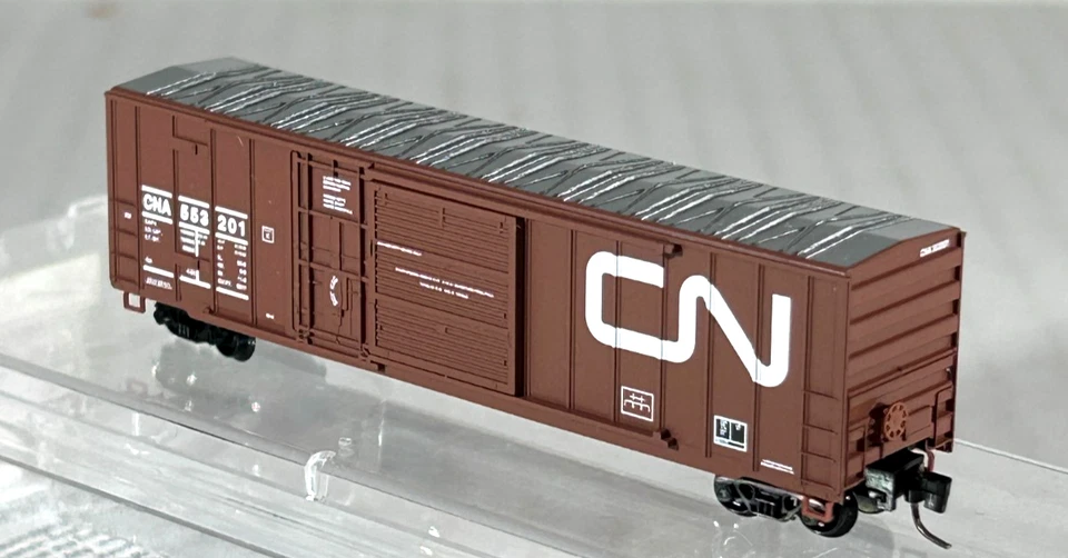 MICRO-TRAINS Z SCALE 50' RIB SIDE BOX CAR CANADIAN NATIONAL 51200011 - Image 2 of 3