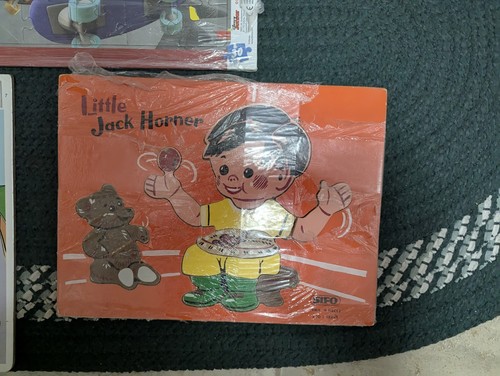 Vintage Six Childrens Puzzles, Little Jack Horner, Mickey Mouse and Others - Picture 9 of 11