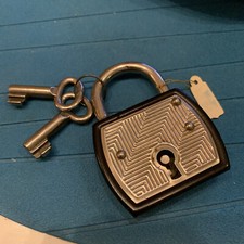 Antique warded Padlock with 2 keys direct from Germany