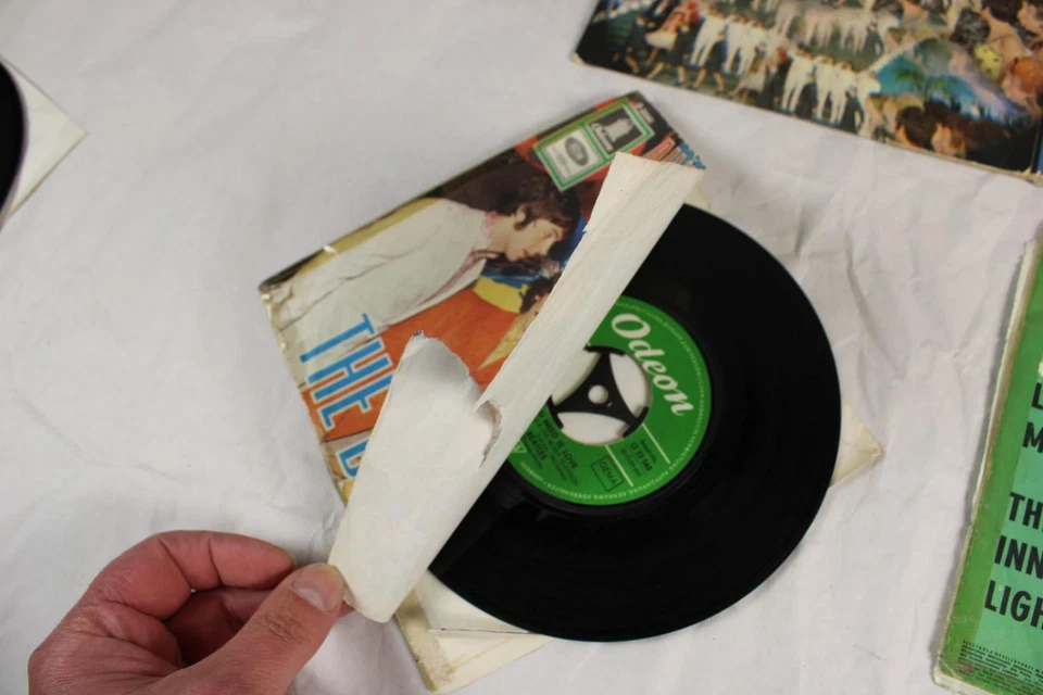 D9/ Beatles - 4x alte Single - Magic Mystery Tour mit Buch + Lady Madonna /S178 - Bild 3 von 4