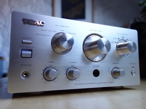 Teac A-H300 Amplifier Fully working in Very Nice condition