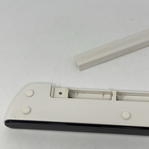 PowerA Ultra Sensor Bar Wide Range Wireless For Wii Wii U White Wireless - Picture 7 of 12