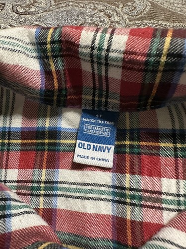 Old Navy Gender-Neutral Red White Plaid Printed Pajama Set for Kids 4 - Picture 2 of 7