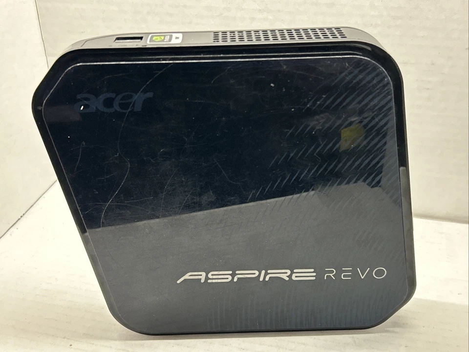 Micro PC Acer Aspire R3700 Revo - 250 GB HDD 4 GB RAM Intel Atom D525 @1,8 GHz Foto 2 de 4