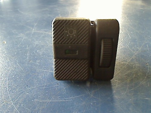 Lichtschalter VW 867941531 35 I Passat Variant 2.0 16V