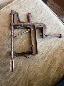 Vintage White Mountain Apple Peeler Clamp Goodell Co Antrim NH USA Cast Iron